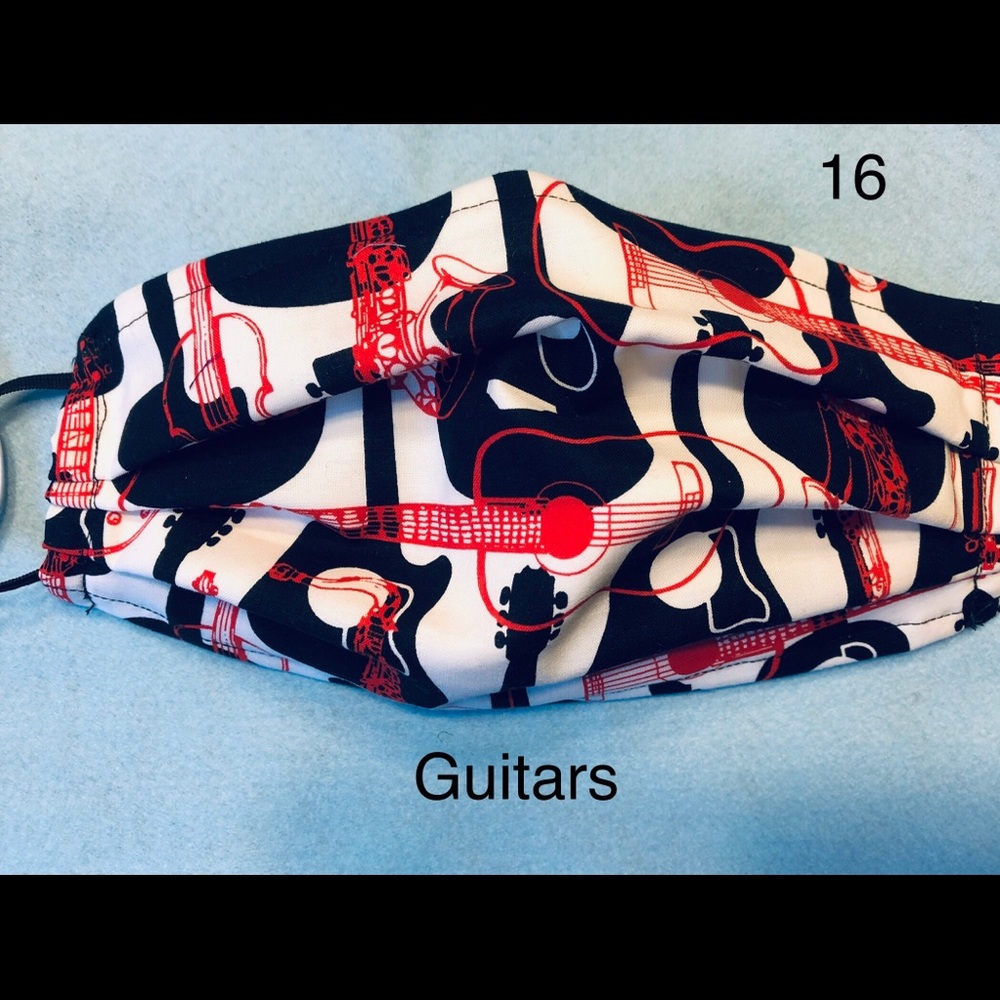 Reusable adjustable mask